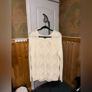 American Eagle | Cream Sweater